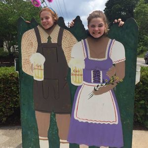 Meet your Posher, Chloe